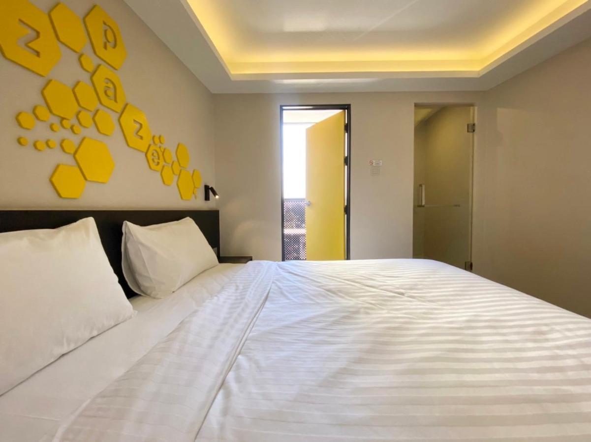 Hotel Z Zpaze Бангкок Экстерьер фото