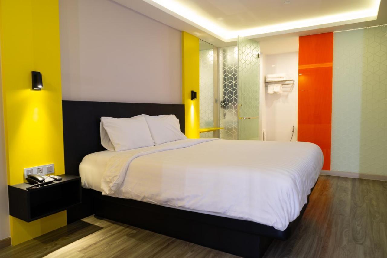 Hotel Z Zpaze Бангкок Экстерьер фото