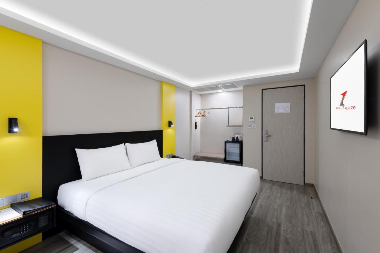 Hotel Z Zpaze Бангкок Экстерьер фото